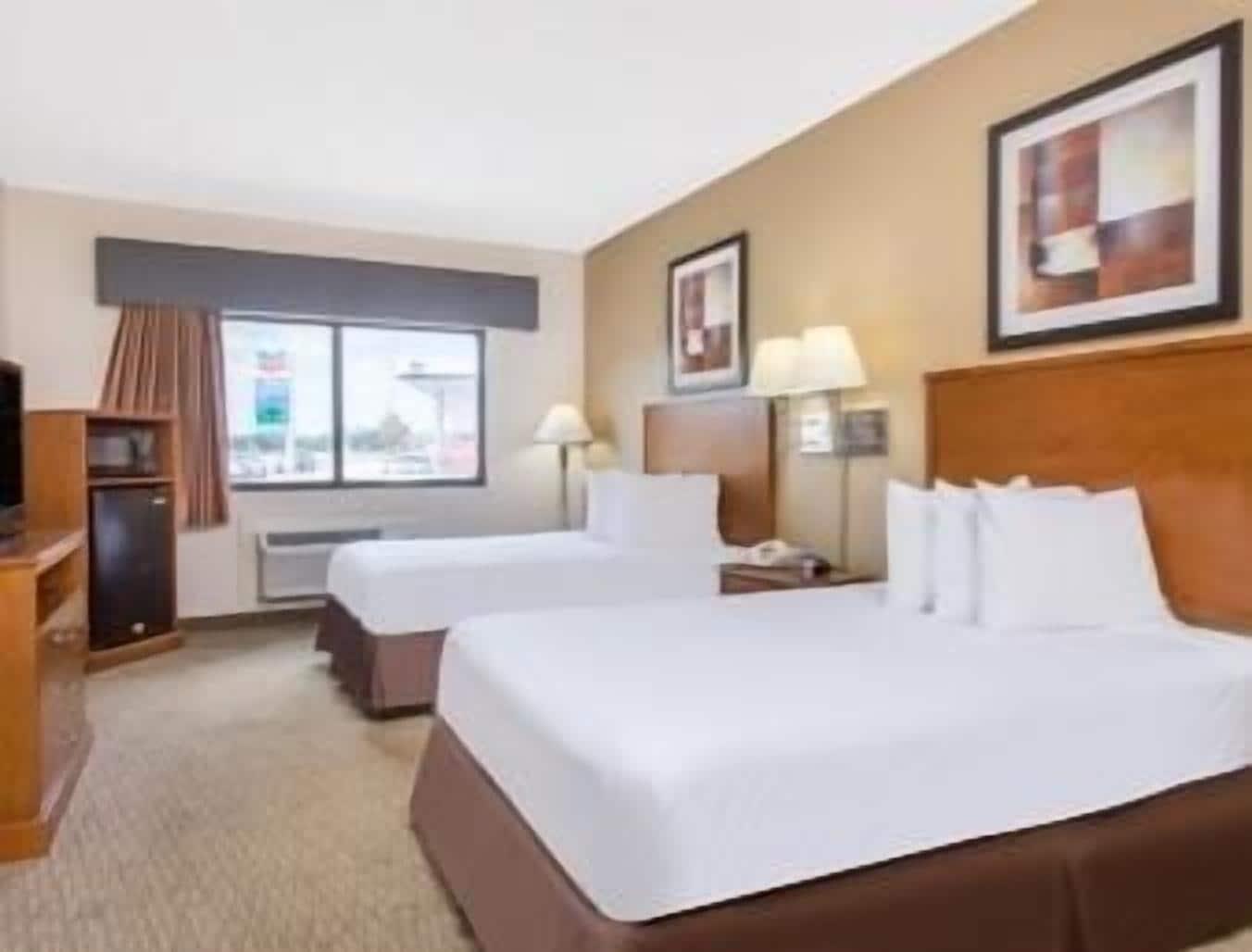 Days Inn By Wyndham Phenix City Near Fort Moore Екстериор снимка