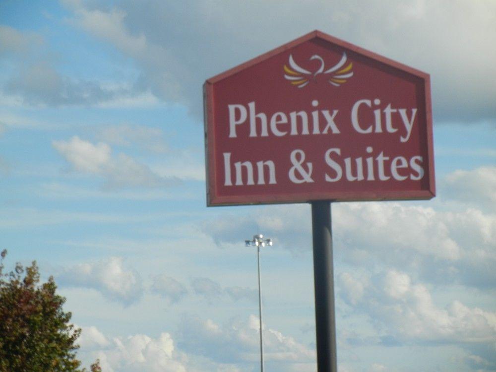 Days Inn By Wyndham Phenix City Near Fort Moore Екстериор снимка